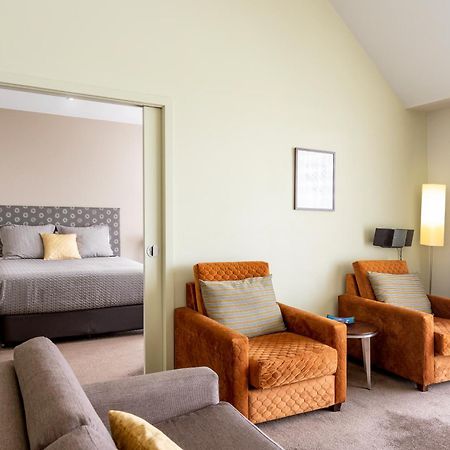 Lady Bay Resort Уорнъмбул Екстериор снимка