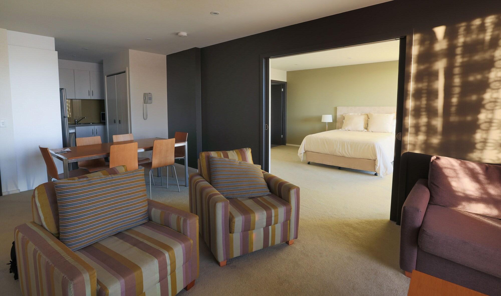 Lady Bay Resort Уорнъмбул Екстериор снимка